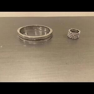 Michael Kors Silvertone Bangle Bracelet w/ Set of 4 Stackable Rings- EUC